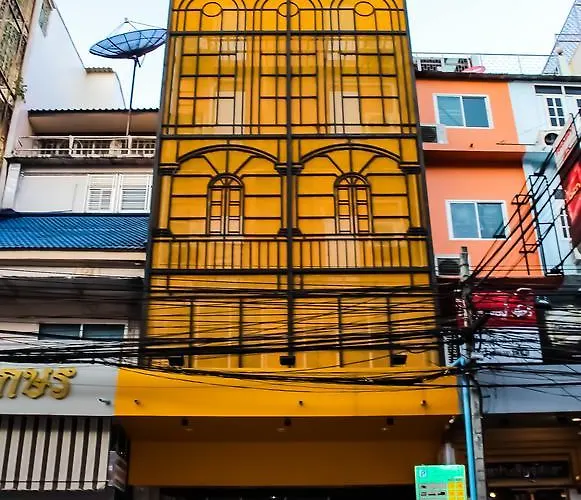 Khaosan Station (Adults Only)Hostel