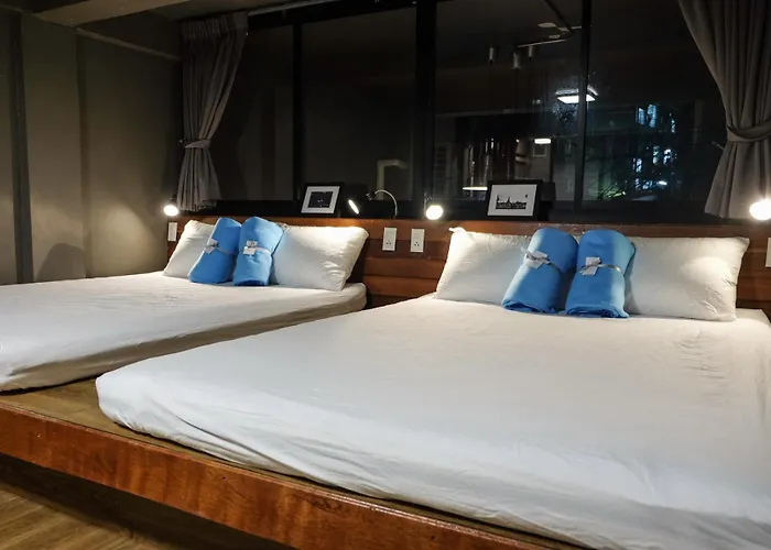 อินอะบ๊อกซ์Hostel